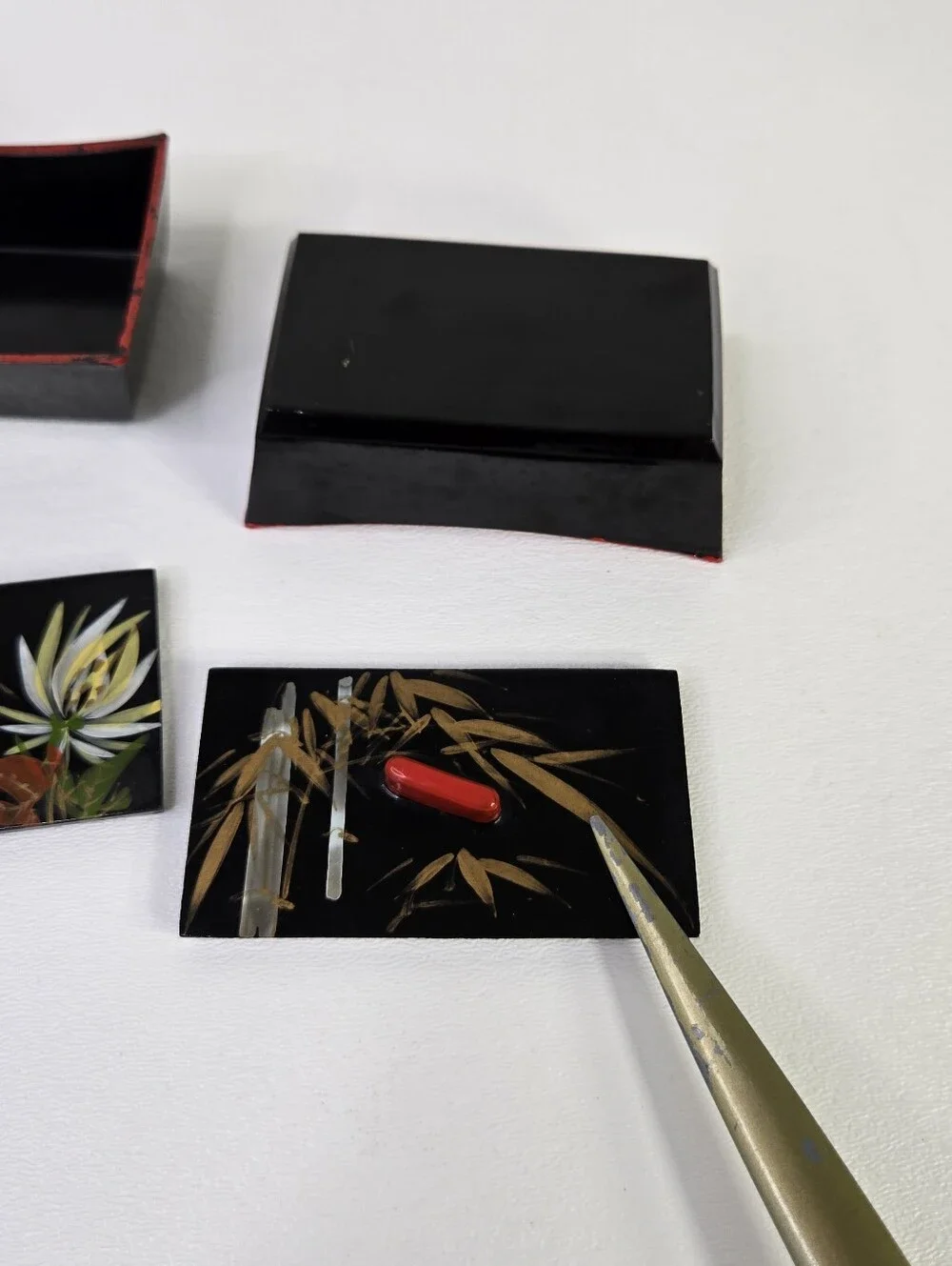 Vtg Japanese Lacquerware Box Set Urushi Maki-e Floral Bamboo Black Red Hand Pain